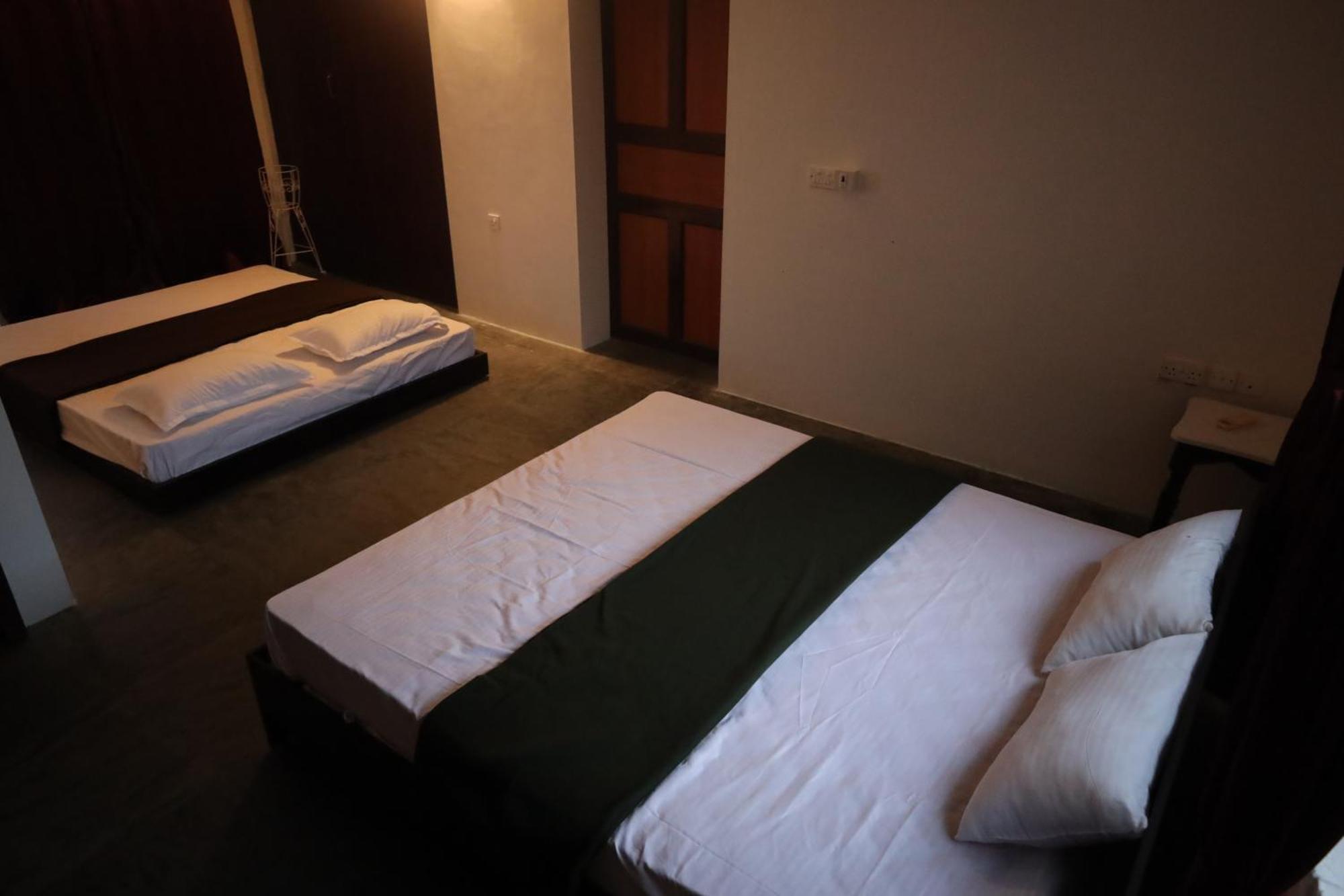 Le Serene Independent Beach Villa Kottakuppam Buitenkant foto