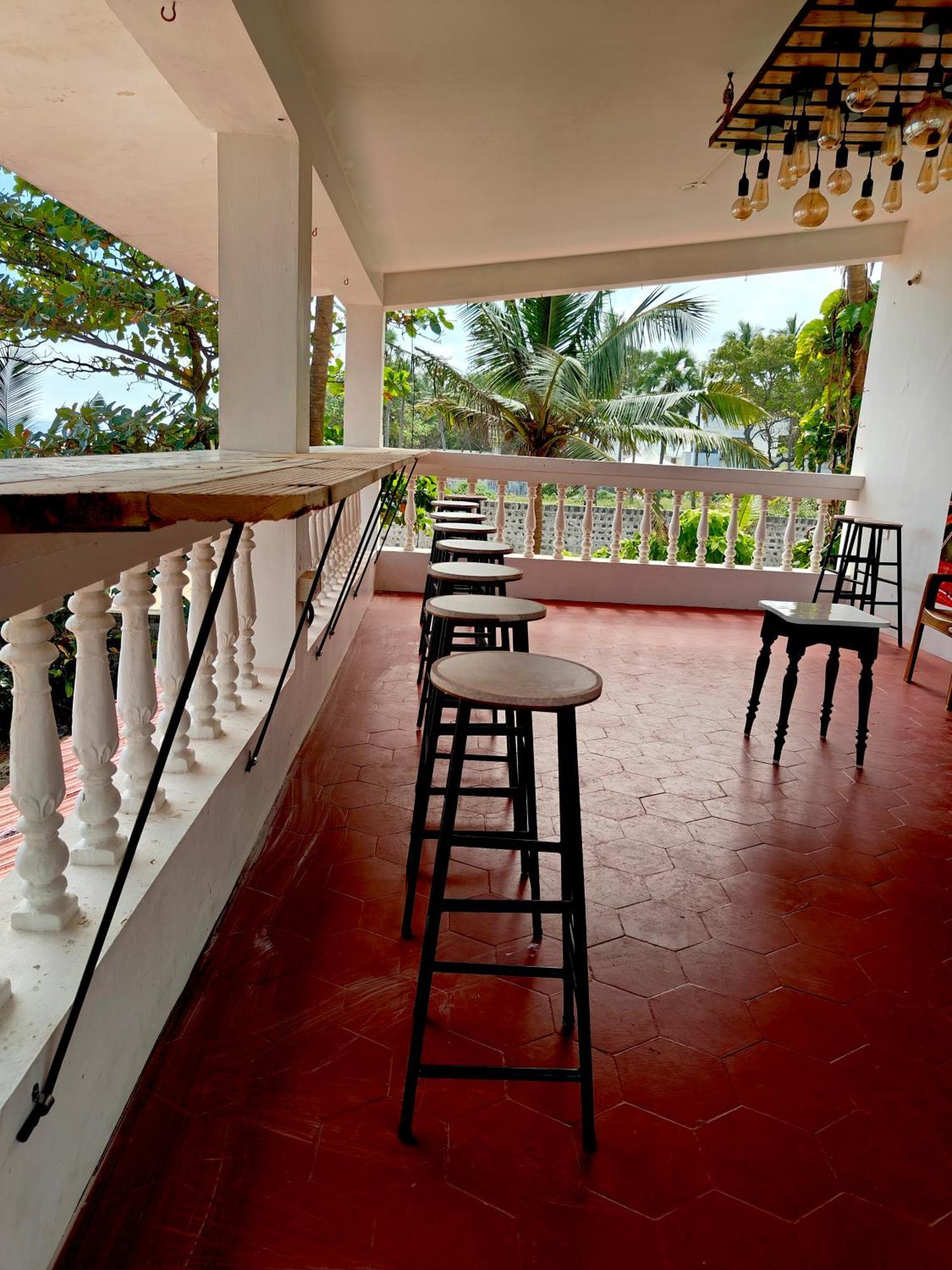 Le Serene Independent Beach Villa Kottakuppam Buitenkant foto